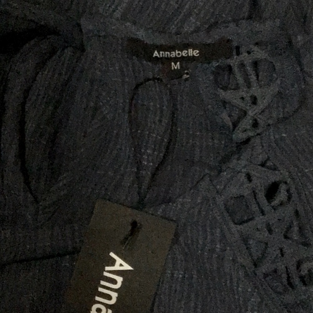 Annabelle Indigo Denim Blue Open Inset Design Flutter Sleeve Top NWT - Picture 11 of 13